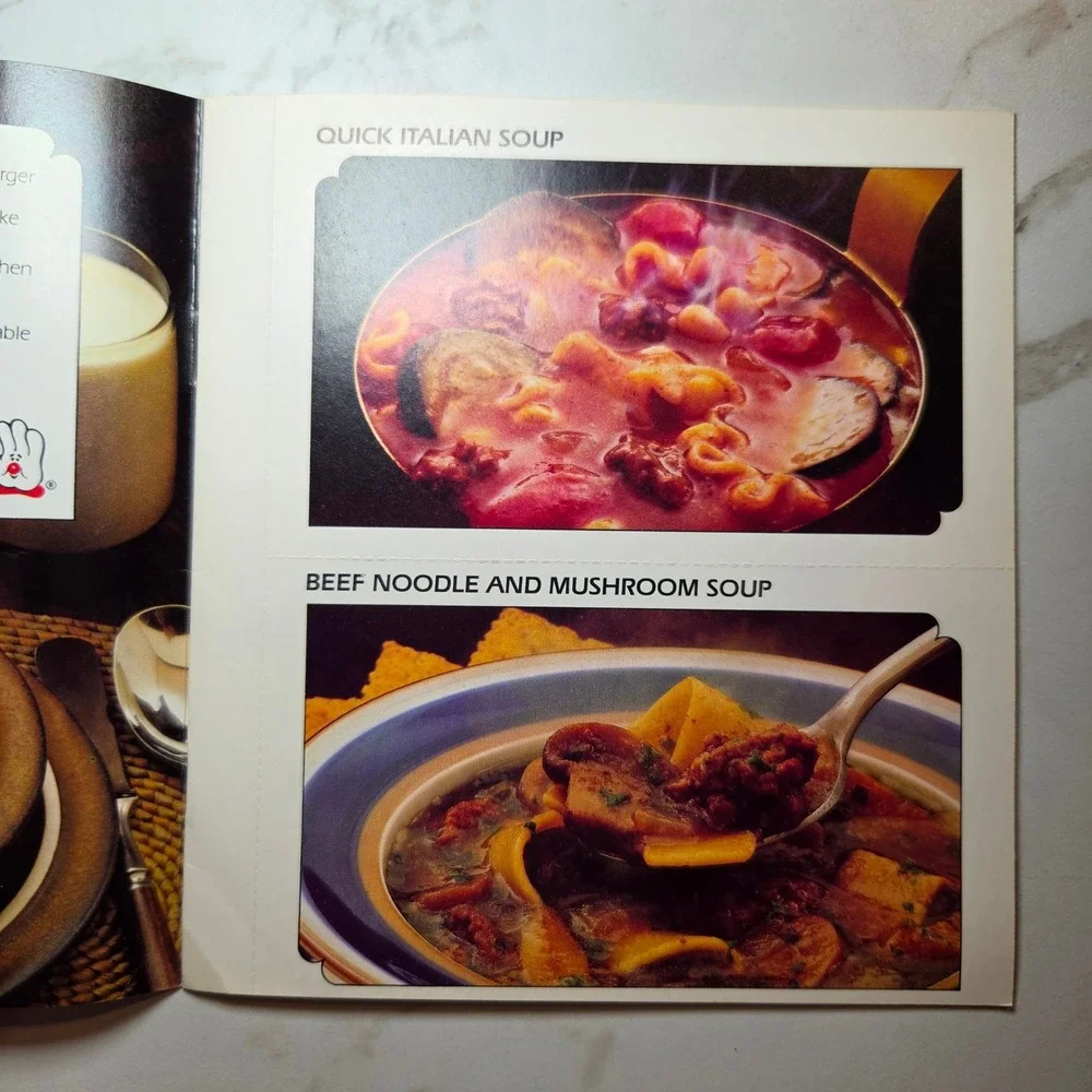 Vintage Hamburger Helper Quick Hearty Soups and Holiday Comforts Recipe Booklets